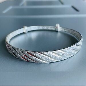 Diamond Cut Etched Lines Textured Graduated Sterling Silver Bangle Brace…